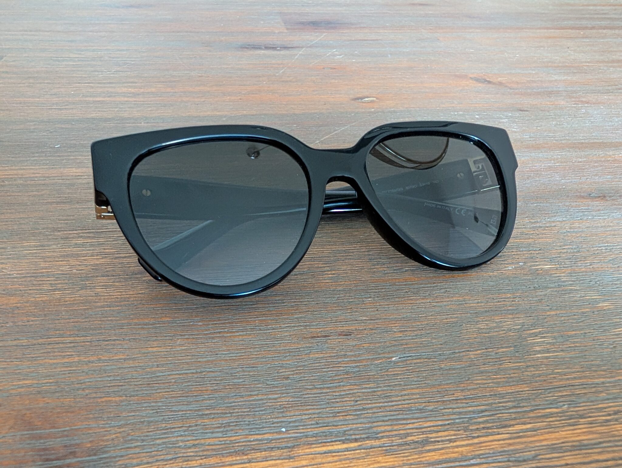 Featured image for Lunette de soleil Givenchy