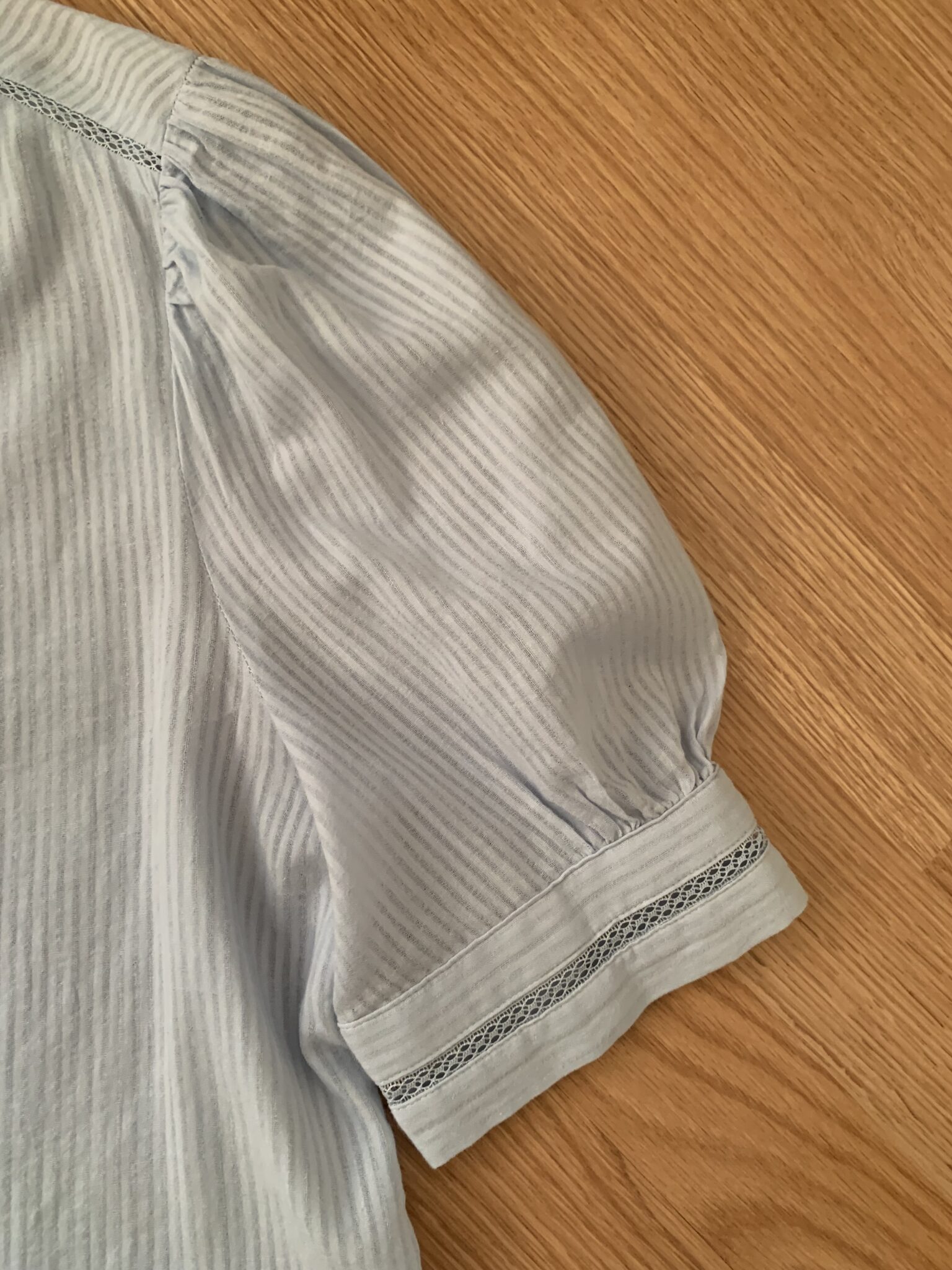 Image for Chemise à manches bouffantes