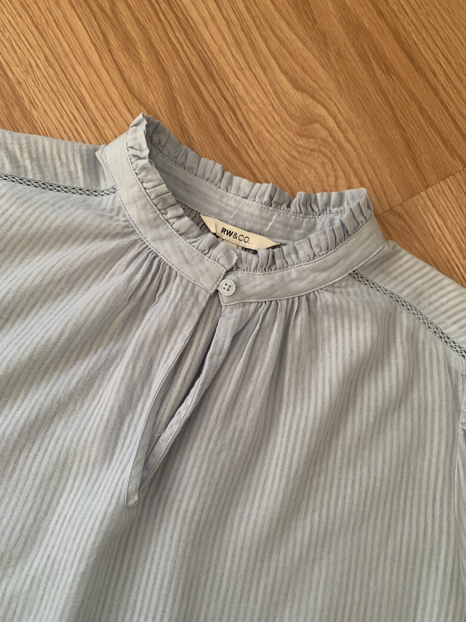 Image for Chemise à manches bouffantes