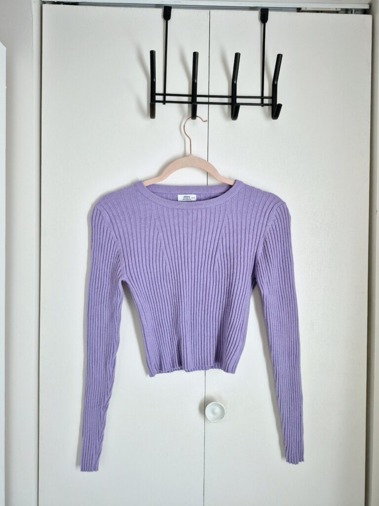 Featured image for Chandail mauve Ardene XS