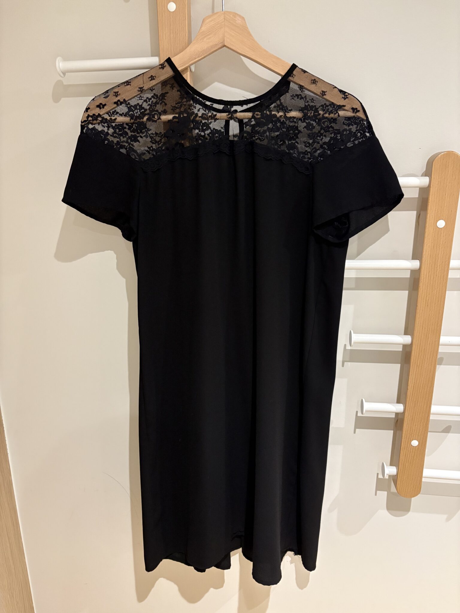 Featured image for Zara short black dress with lace