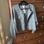 Featured thumbnail for Cardigan gris