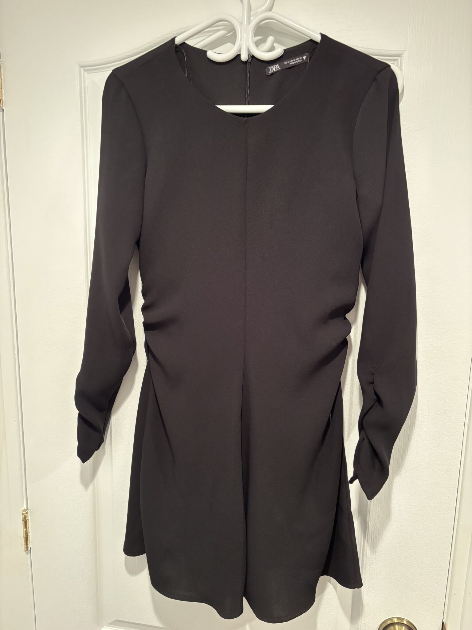 Featured image for Neuve - Robe Zara