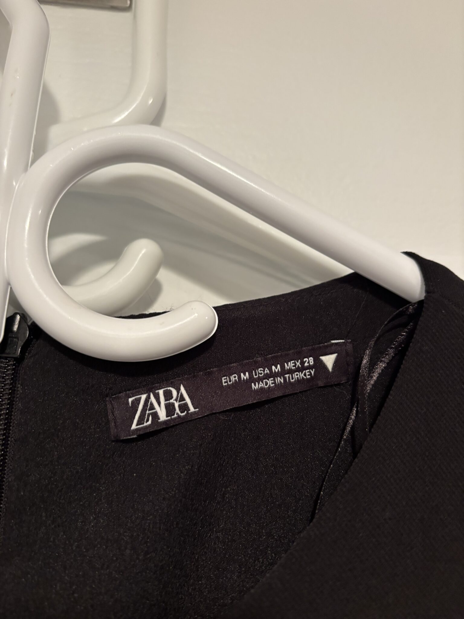 Image for Neuve - Robe Zara