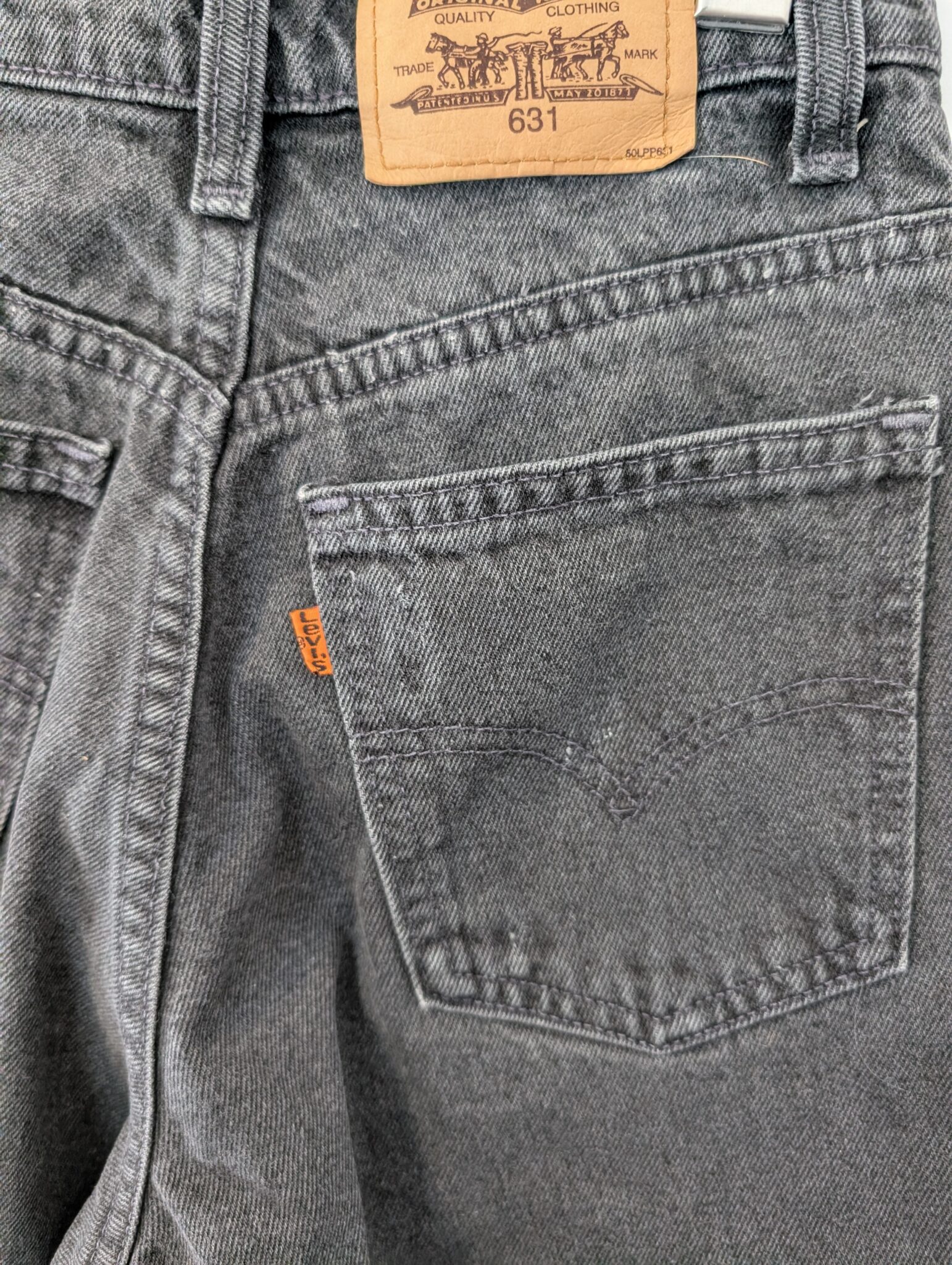 Image for Levi's/Jeans Vintage 631 Sz 27