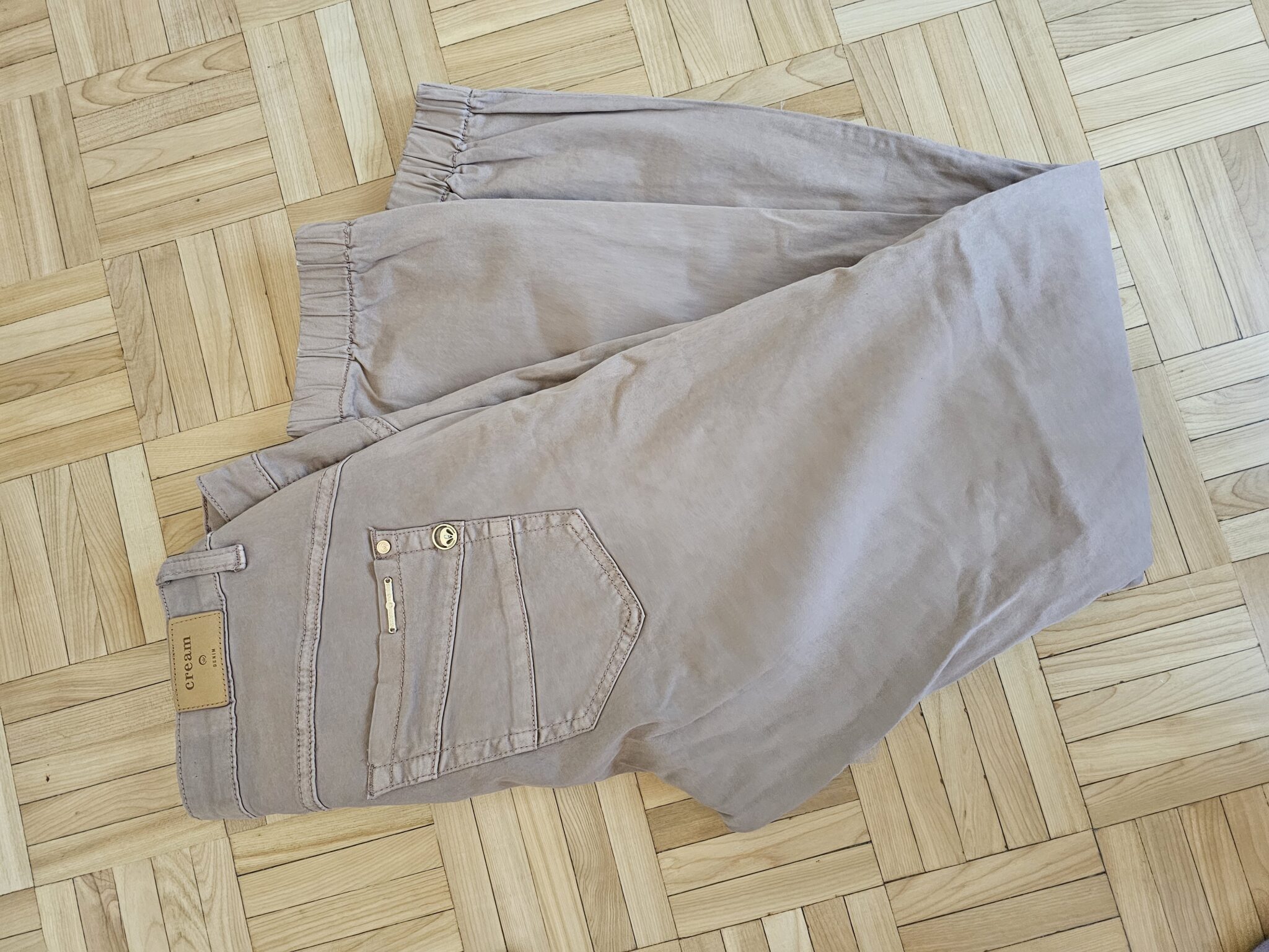 Image for Cream trousers/joggers