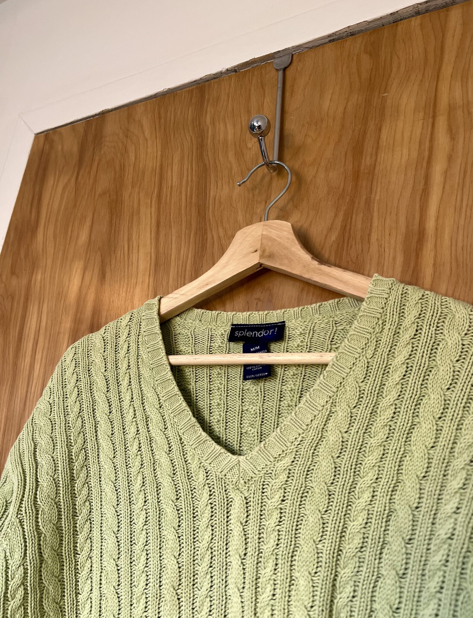 Featured image for Pretty green knit