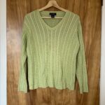 Thumbnail for Pretty green knit