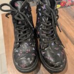 Featured thumbnail for Mid-season boots