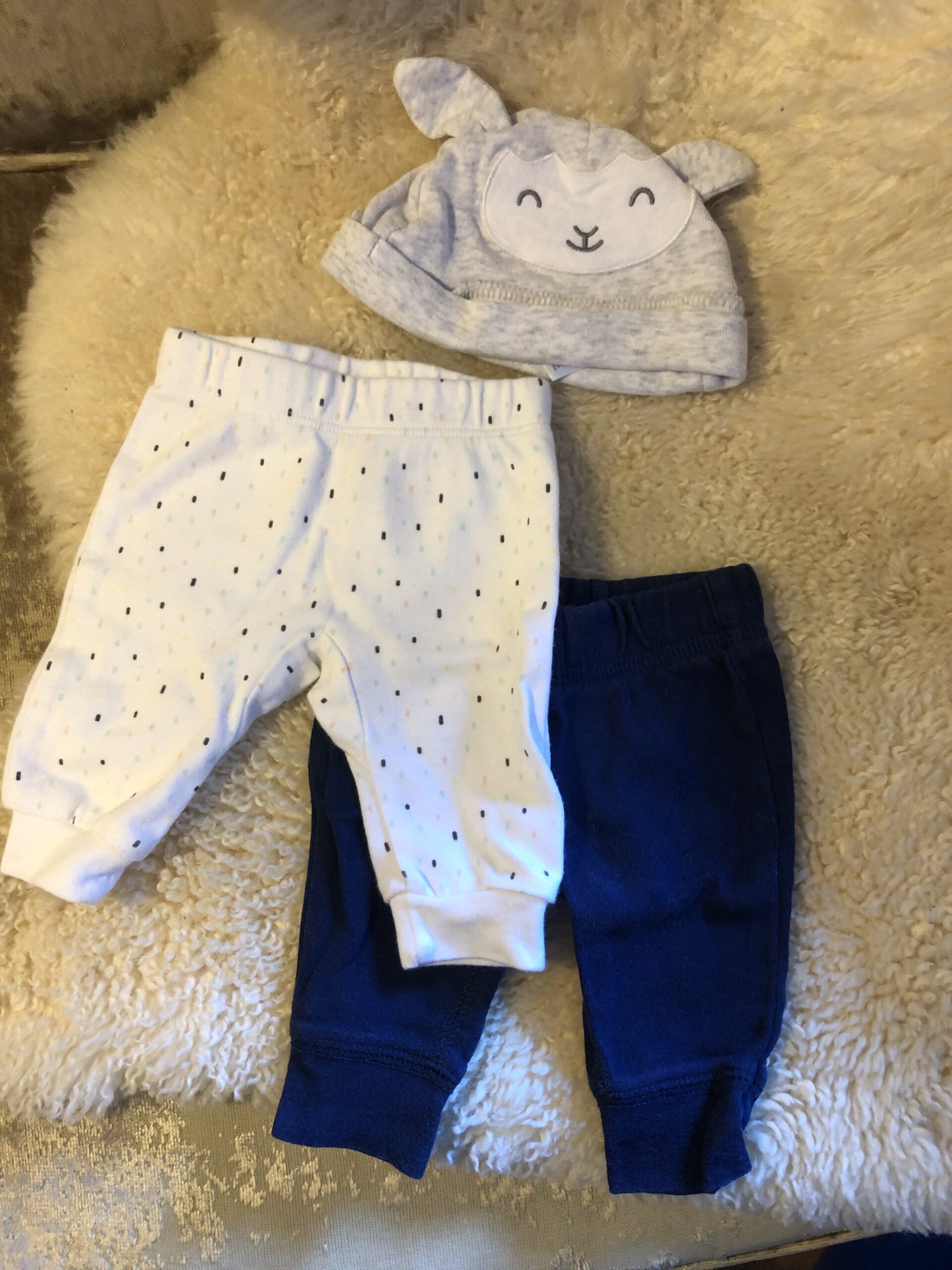 Pantalon blanc bébé naissant Trois Moutons seconde main