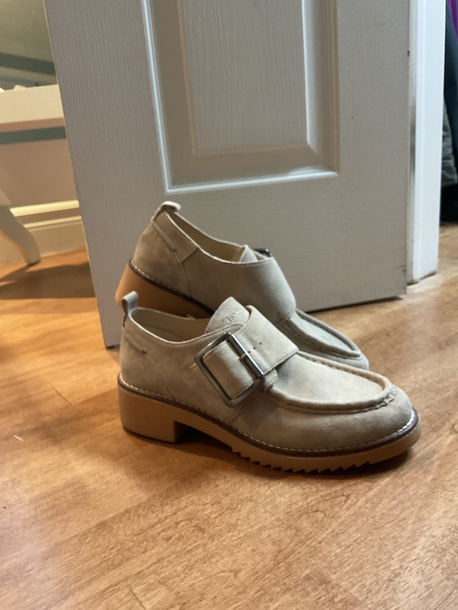 Featured image for Flâneur Clarks en suède