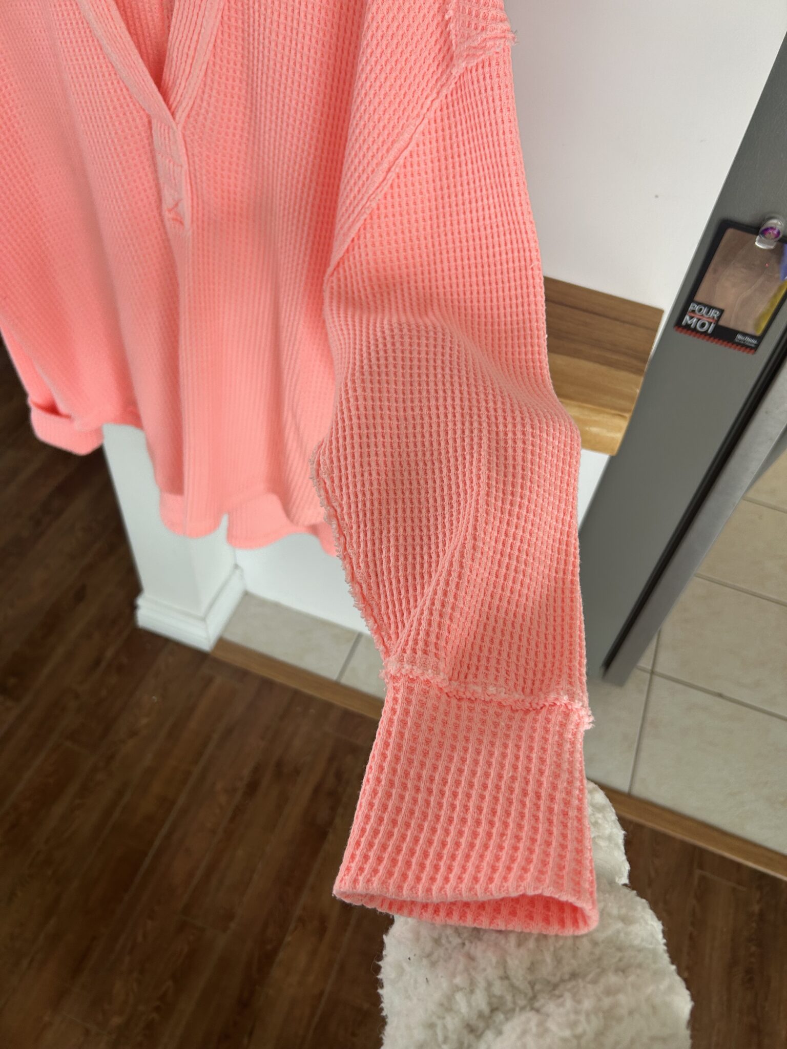 Image for Chandail rose gauffré