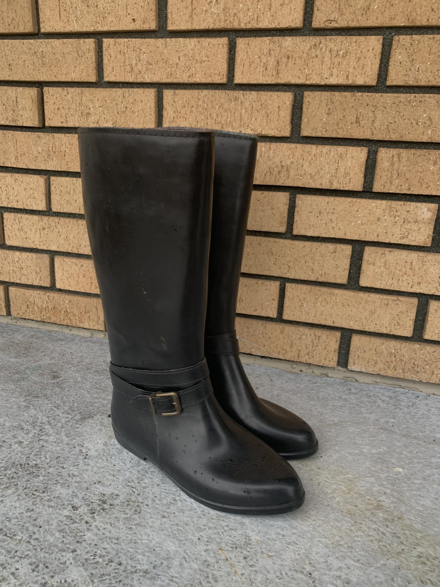 Featured image for Bottes hautes doublées et imperméables