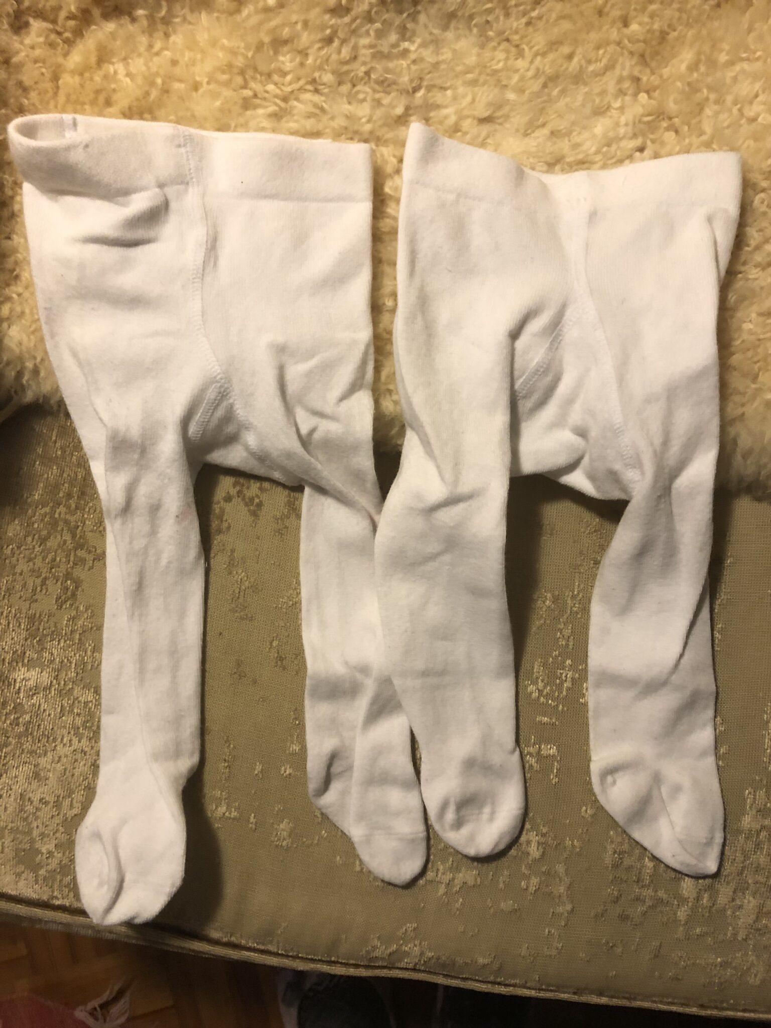 Featured image for Deux paires de collants blancs bébé naissant fille