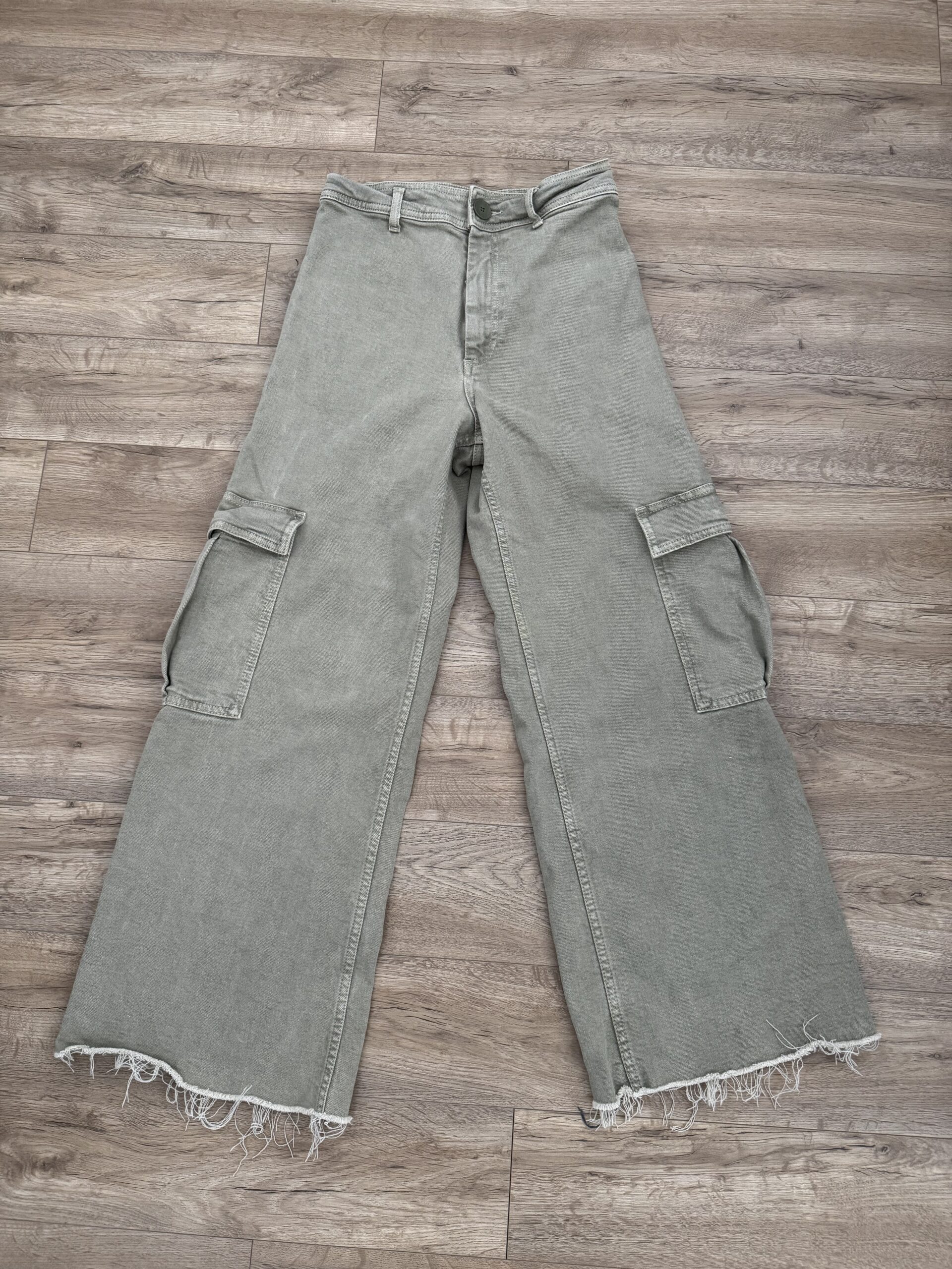 4 - Cargo kaki Zara Zara seconde main