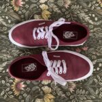 Featured thumbnail for Chaussures Vans en suède