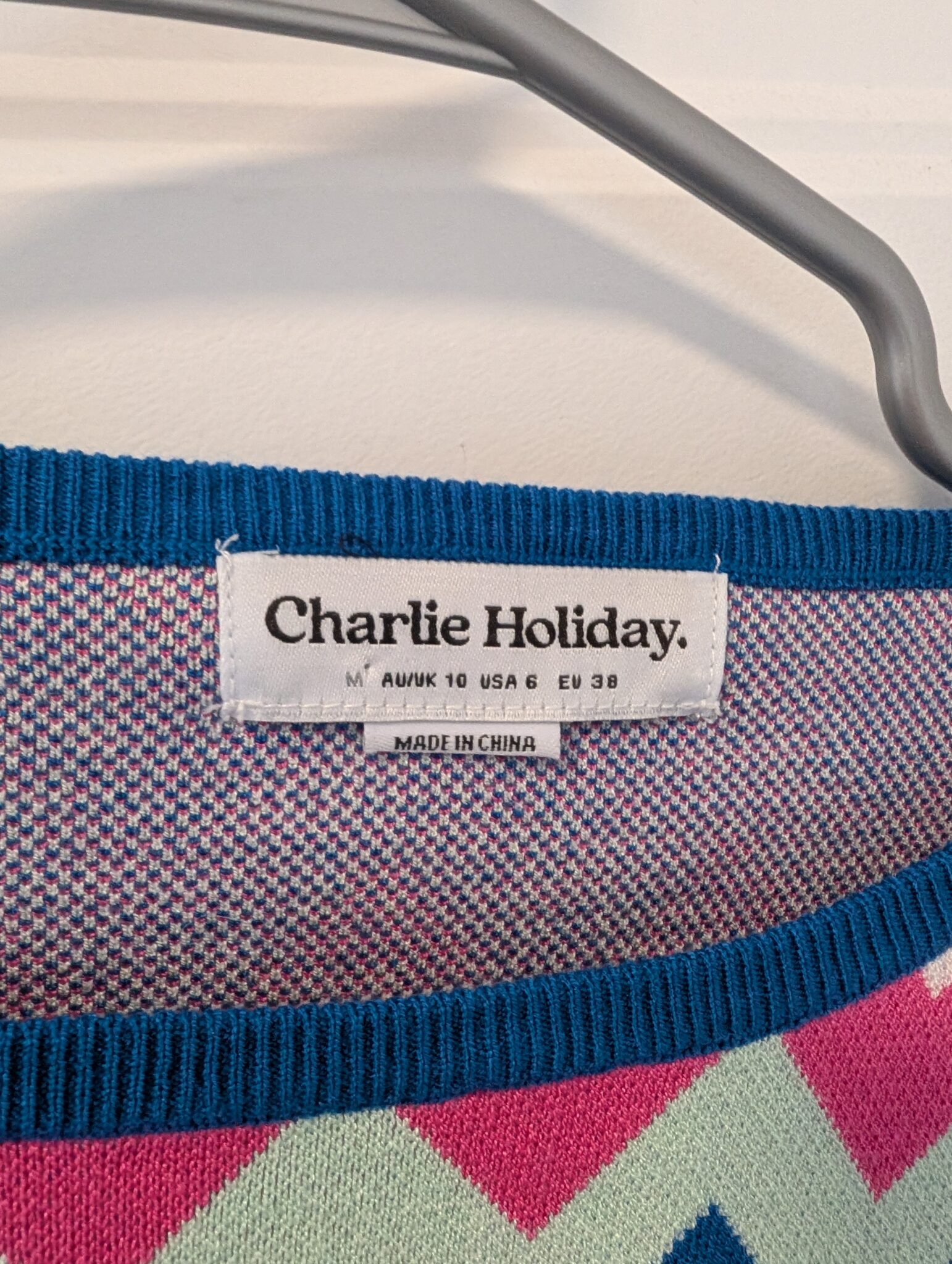Image for Charlie Holiday/Chandail Crop Sz 6