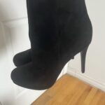 Thumbnail for Boots in dain le château