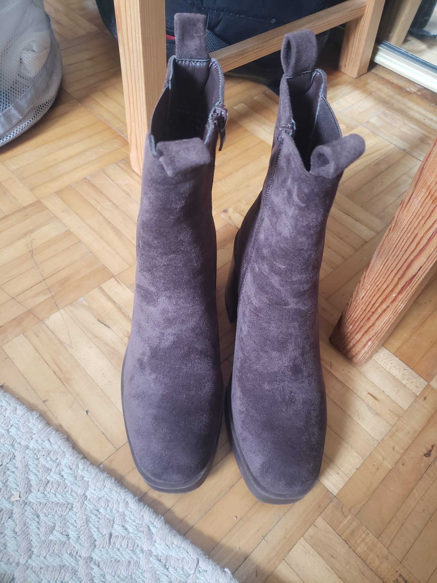 Image for Brown heeled ankle boot