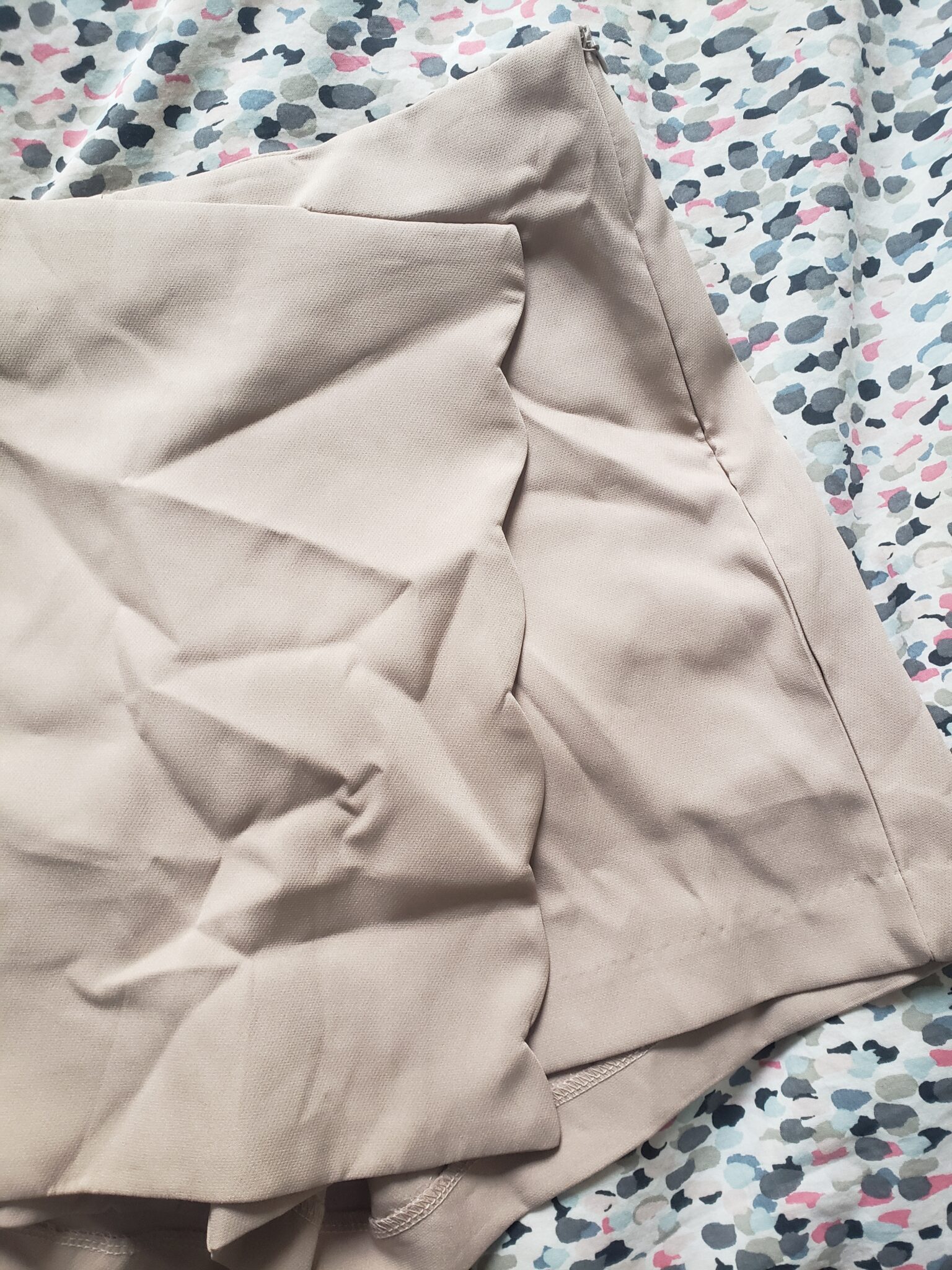 Image for Beige short skirt