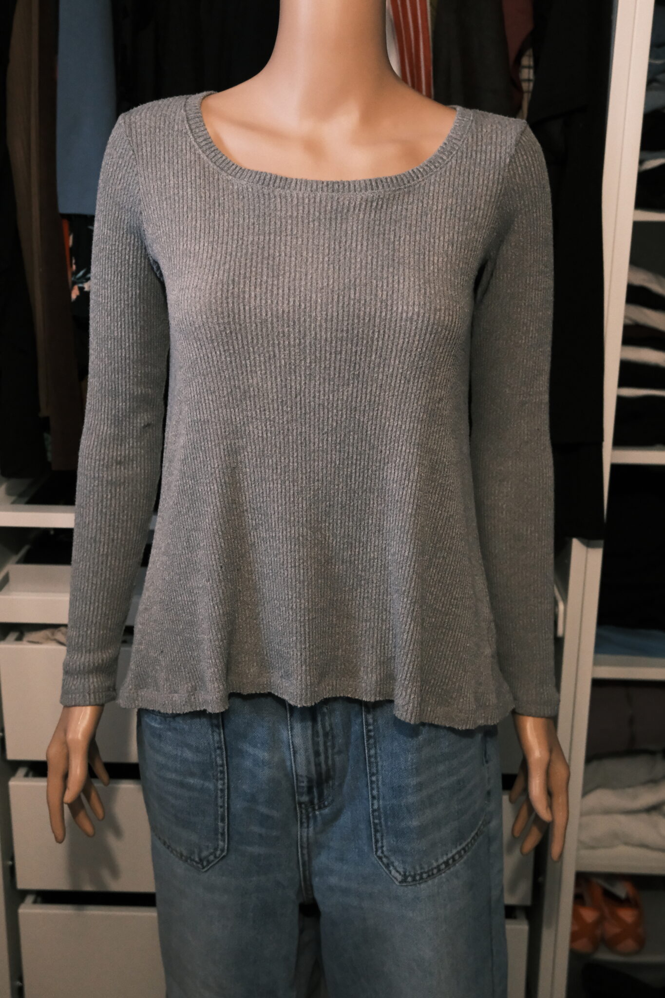 Featured image for AEO open back t-shirt