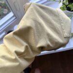 Thumbnail for Tshirt jaune ocre avec poche