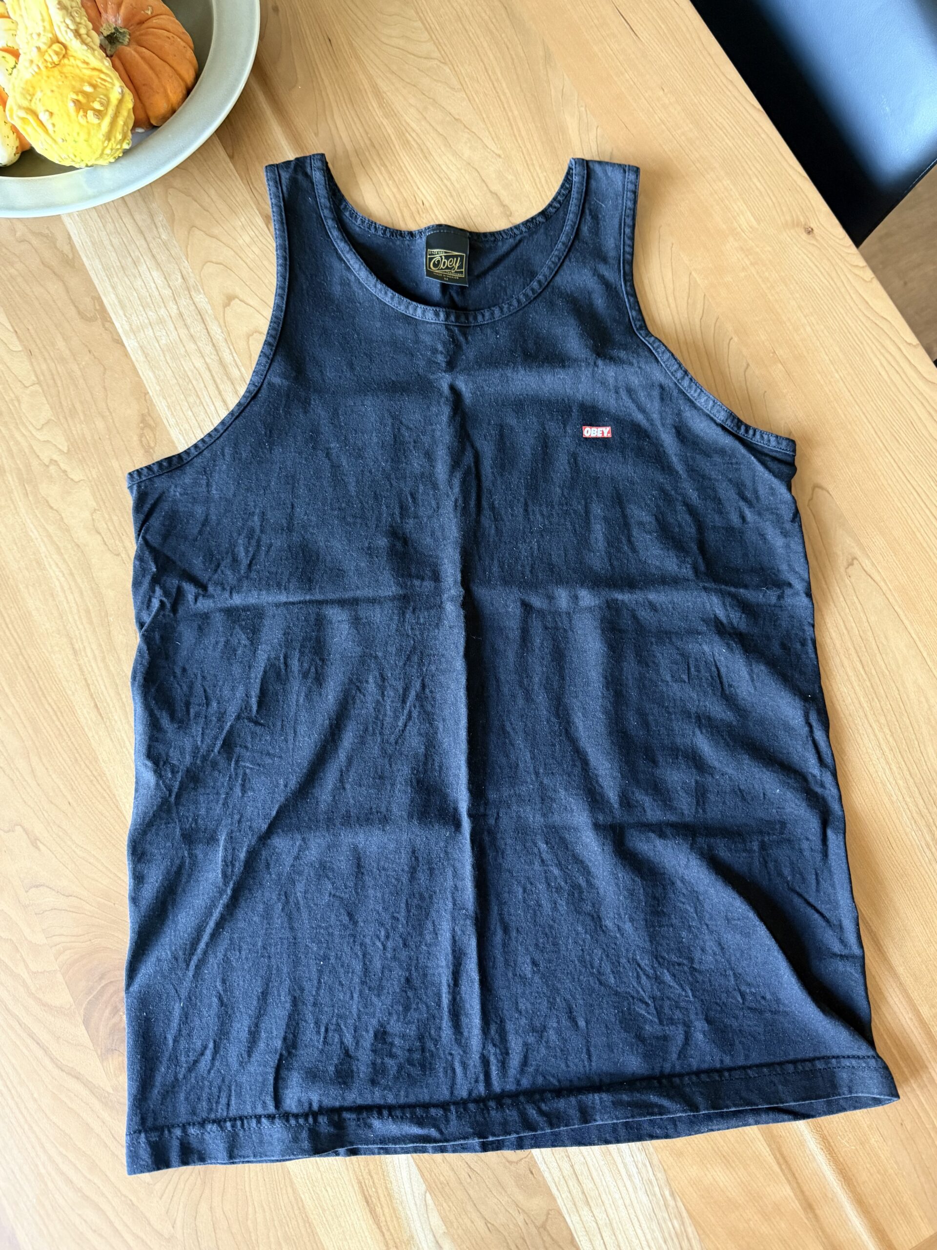 Black camisole Obey seconde main