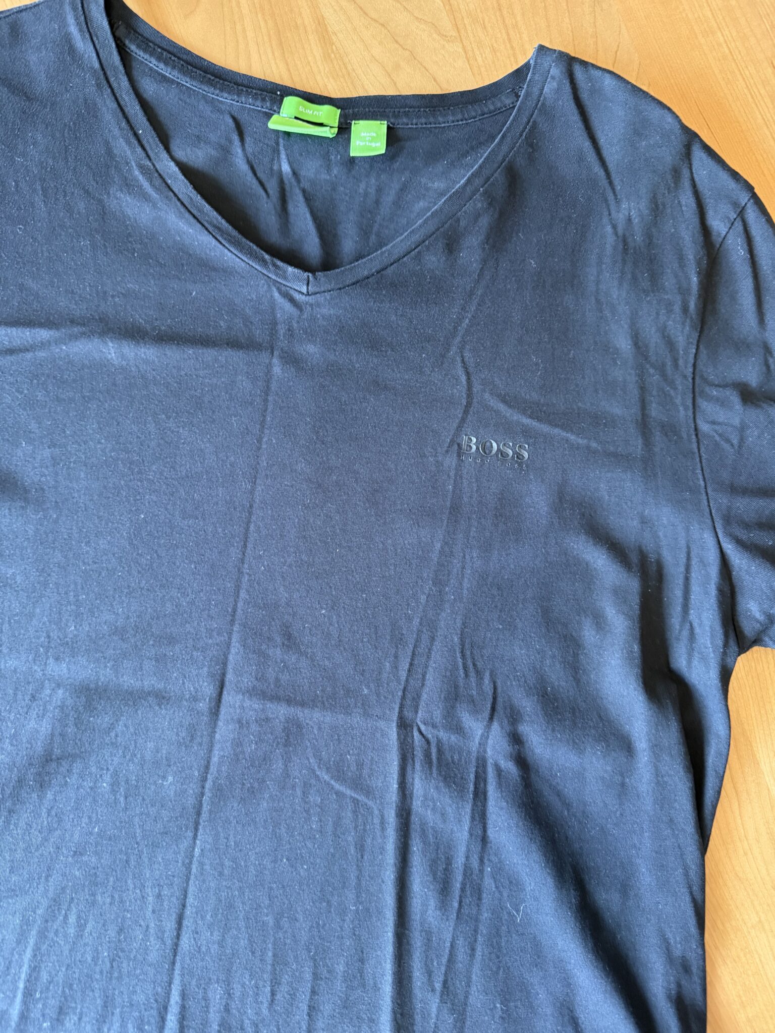 Image for Tshirt noir col en V