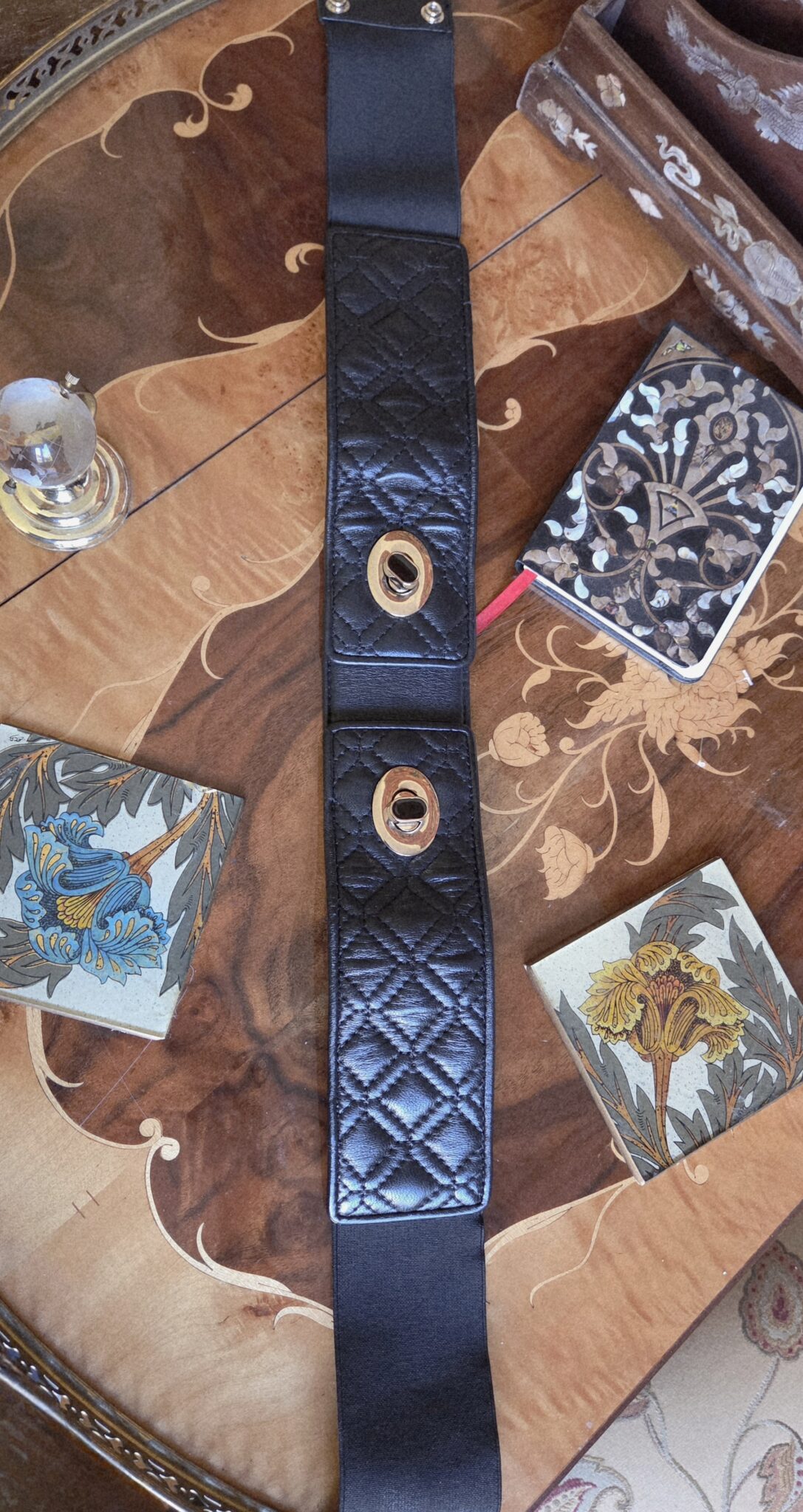 Image for Marciano-Ceinture en cuir noir matelassée