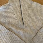 Thumbnail for Chandail beige demi zip