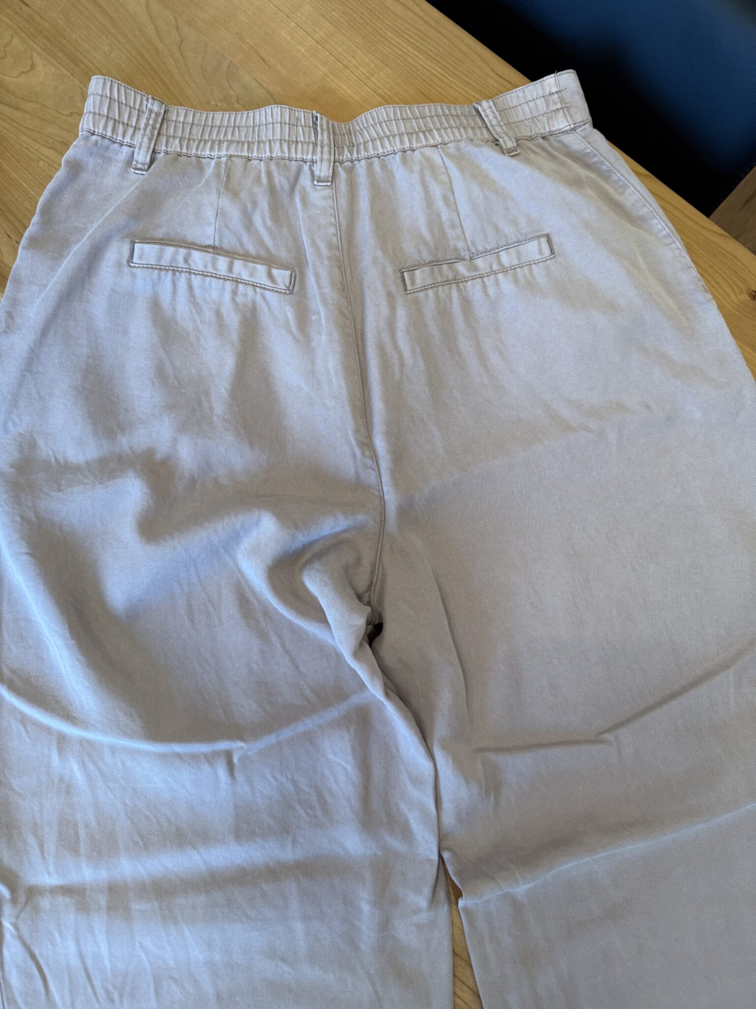 Image for Pantalon beige rosé