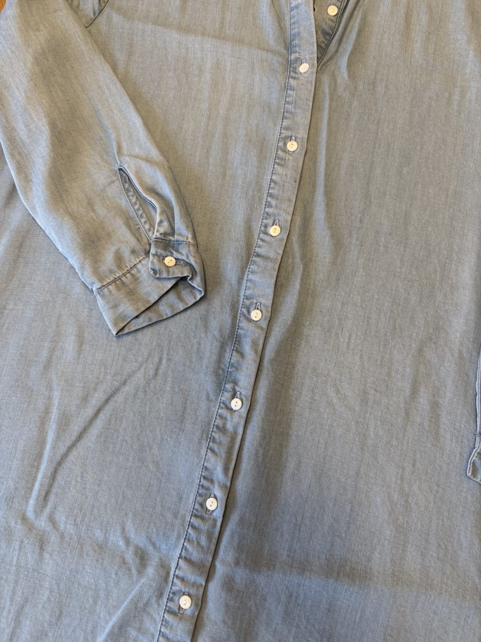 Image for Robe chemise fluide en jeans