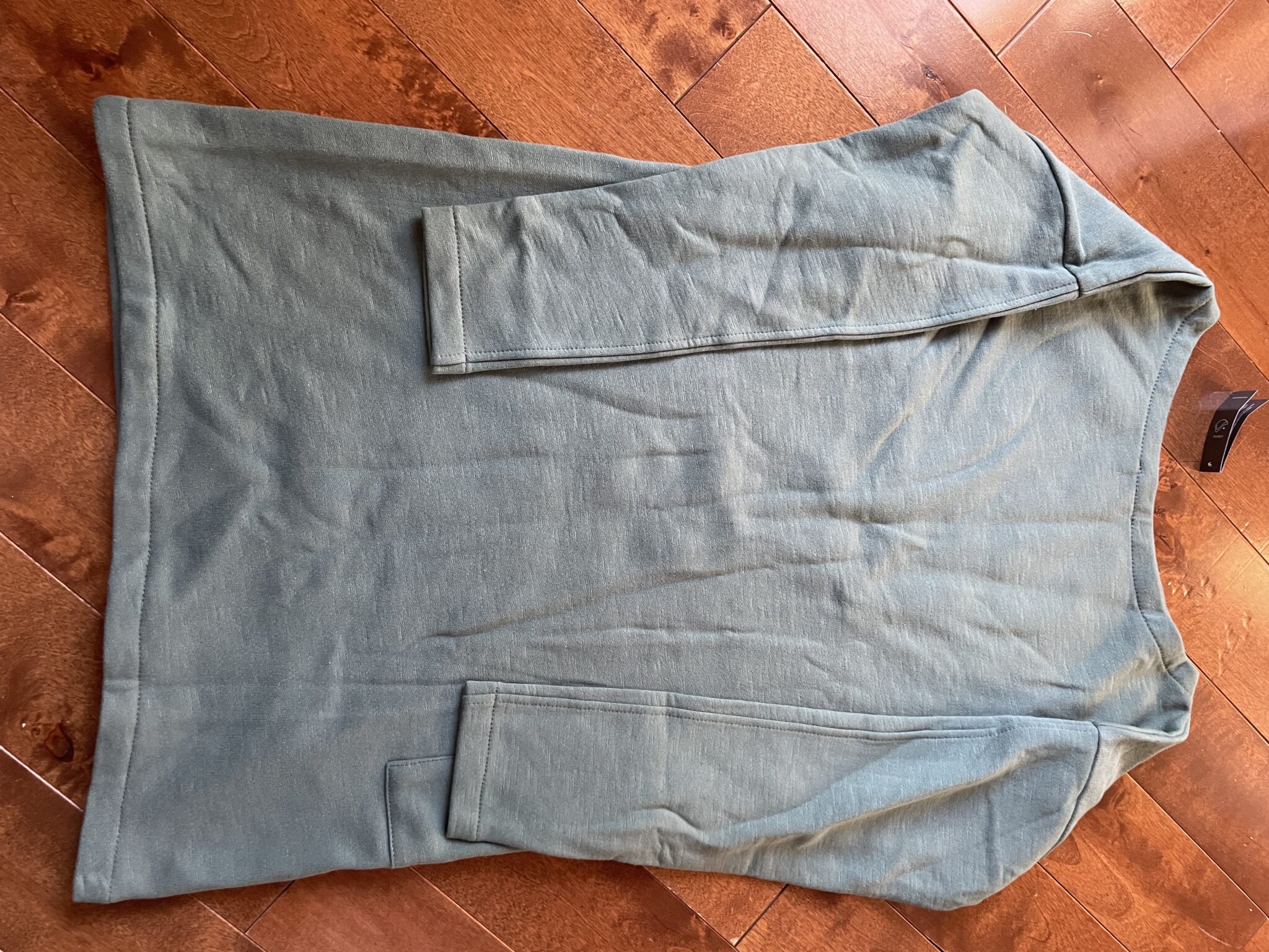 Image for Veste/robe louve design