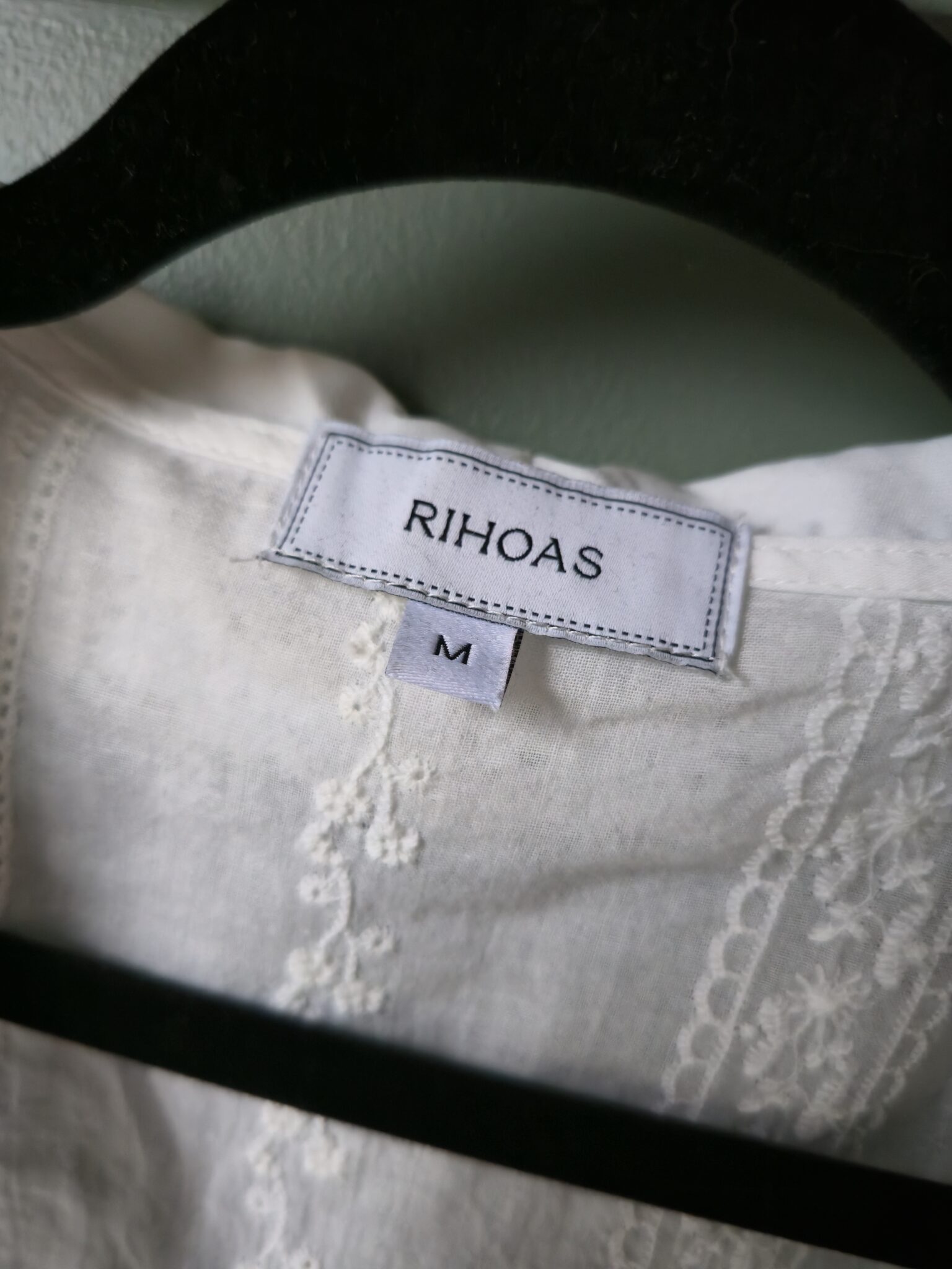 Image for Rihos - White embroidered blouse