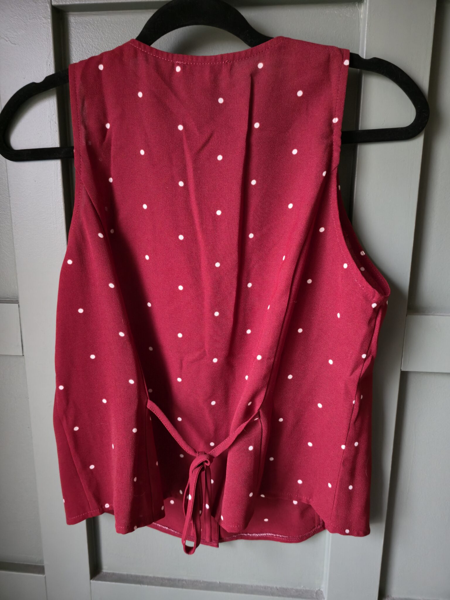 Image for RIHOAS - Red sleeveless tank top with polka dots and adjustable back