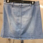 Thumbnail for Mini-jupe boutonnée en jeans grandeur 9/29