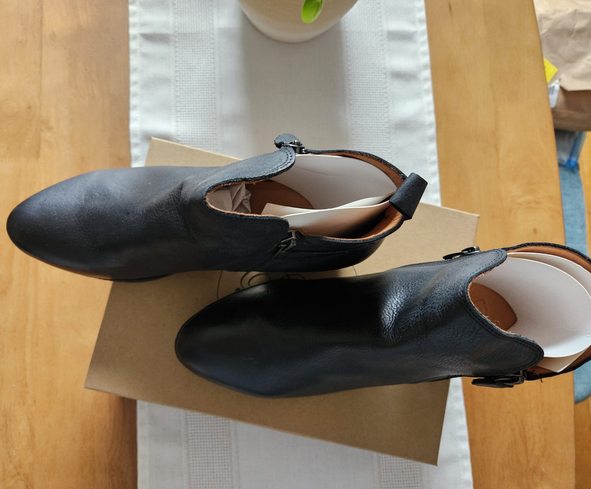 Image for Bottines Veil en cuir noir