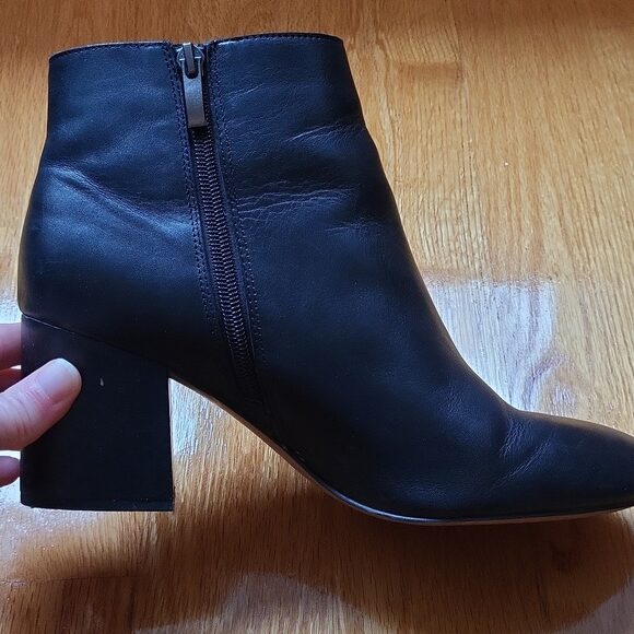 Image for Bottines noires à talon Olympia de Franco Sarto