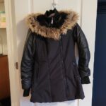 Featured thumbnail for Manteau chaud noir
