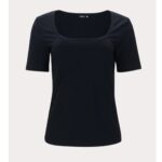 Thumbnail for Joelle black t-shirt