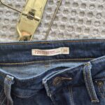 Thumbnail for Lévis skinny 26