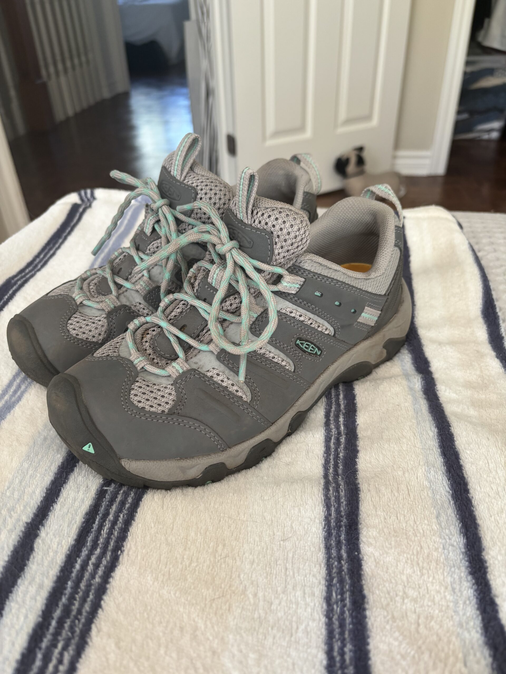 Chaussures Keen 6.5 seconde main