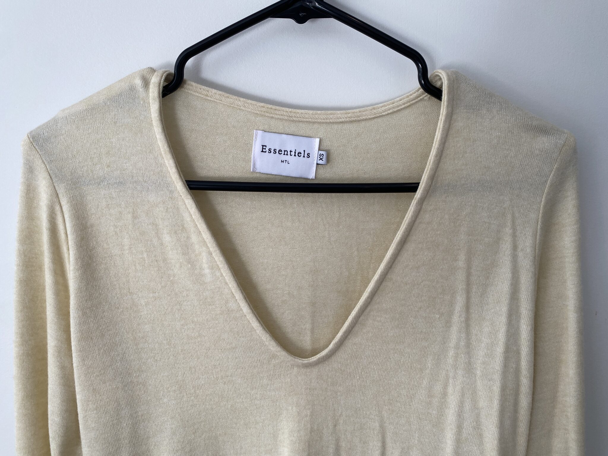 Image for Chandail beige Essentiels et co