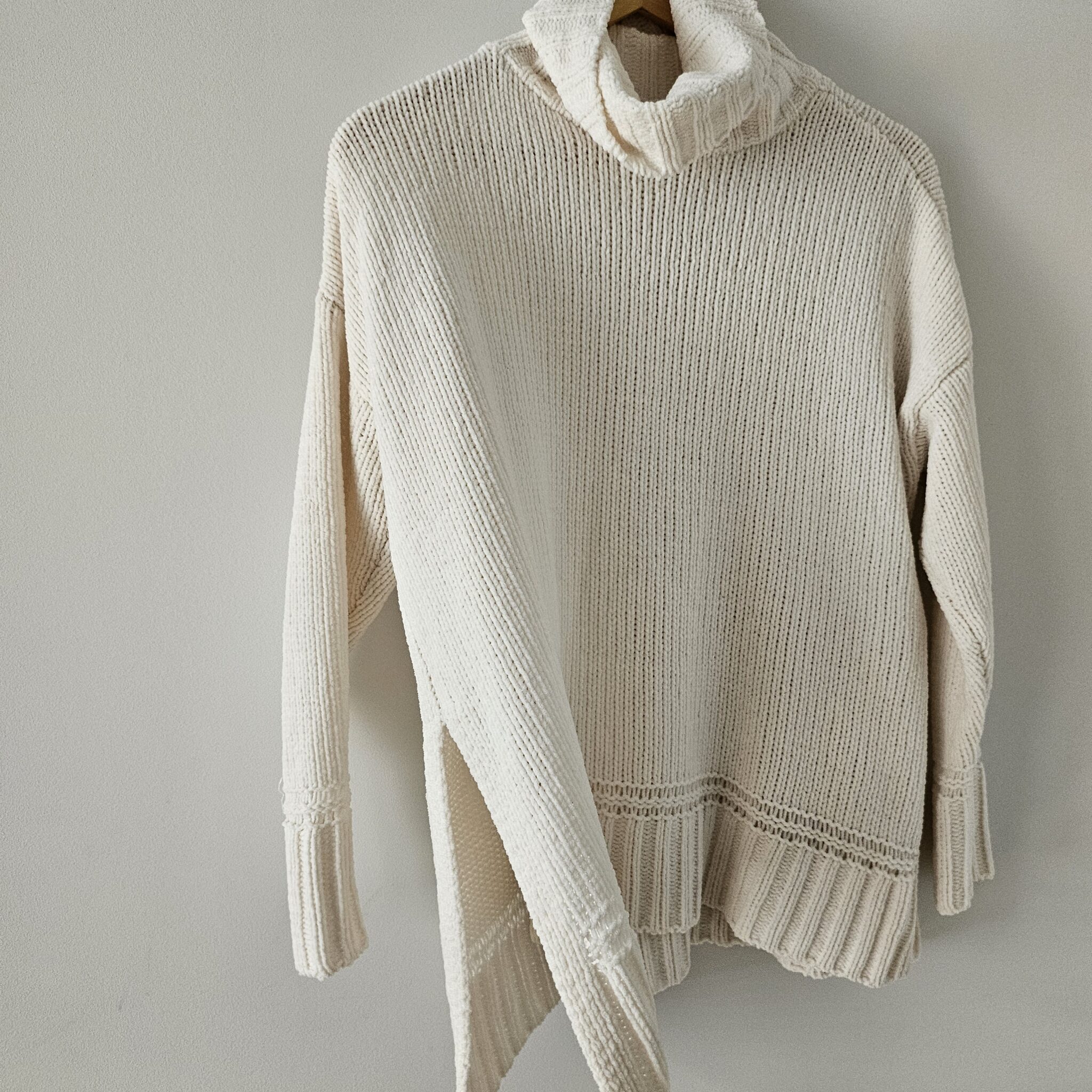 Image for Pull coll roulé