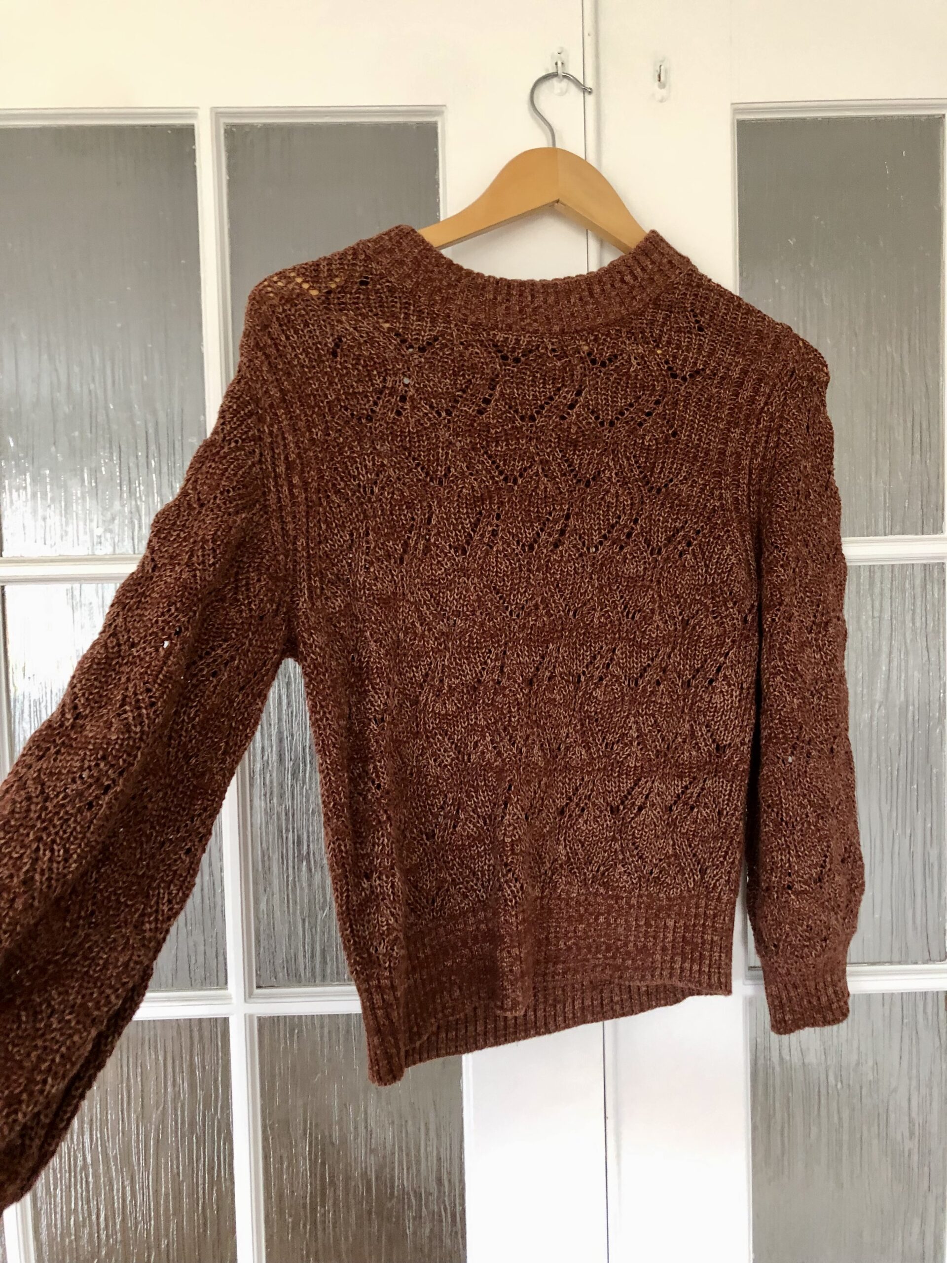 ⬇️ Tricot rouille Soaked in Luxury seconde main