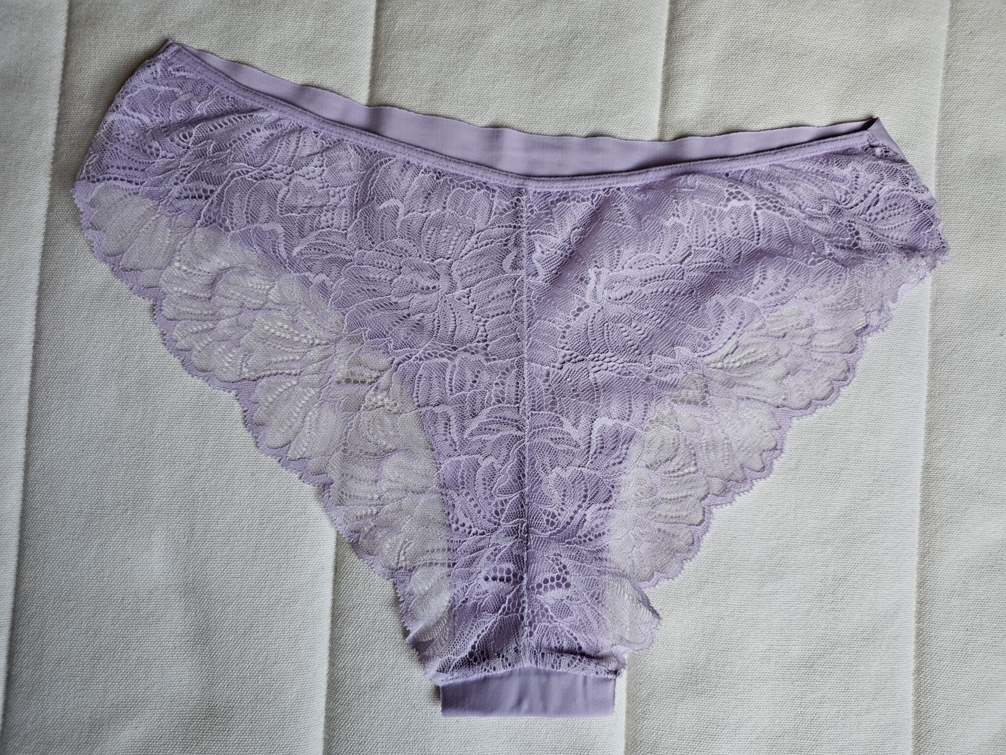 Featured image for culotte cheeky en dentelle
