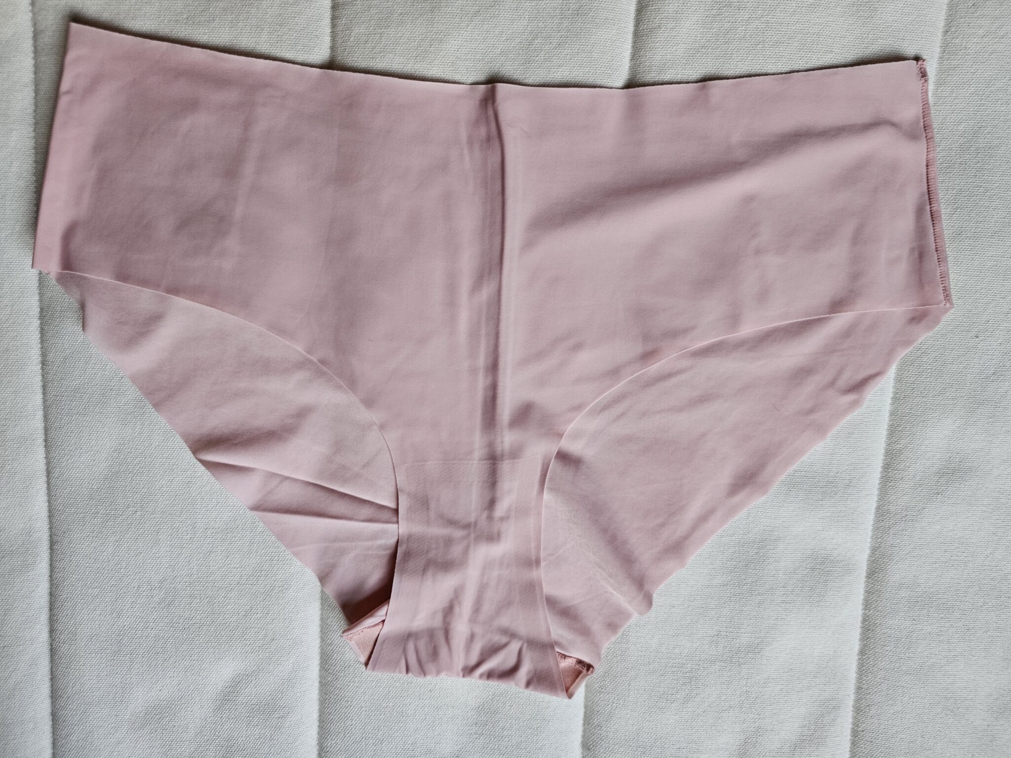 Featured image for culotte cheeky rose pâle sans couture.