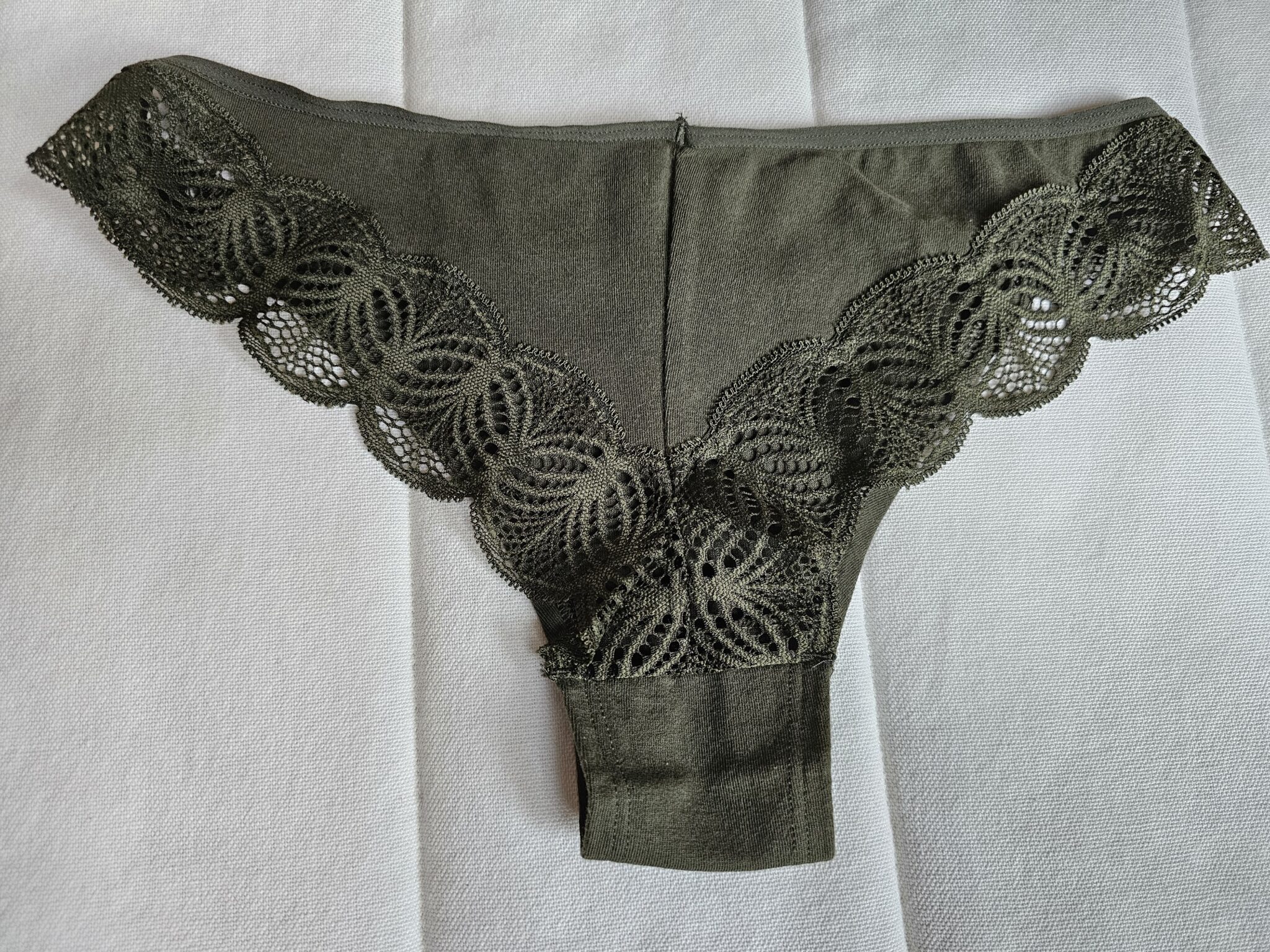 Featured image for culotte cheeky avec dentelle La Senza