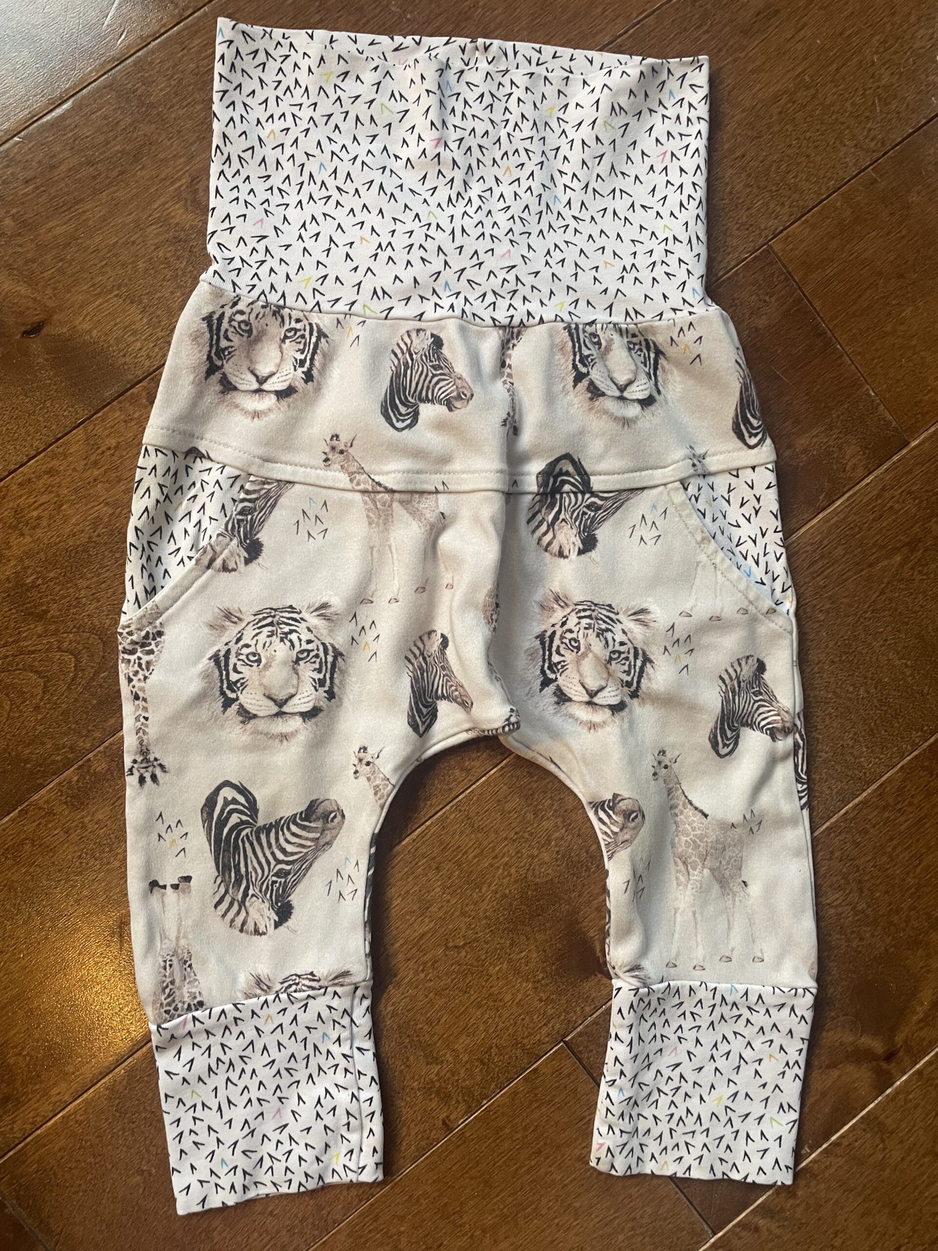 Pantalon évolutif Little yogi Little Yogi Company seconde main