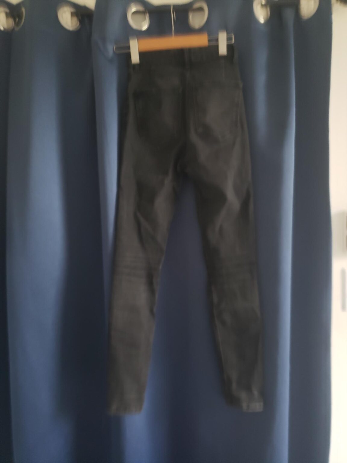 Image for jean Zara noir slim. Taille XS ou 2